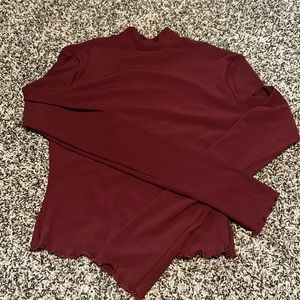 SHEIN slight turtle neck long sleeve top